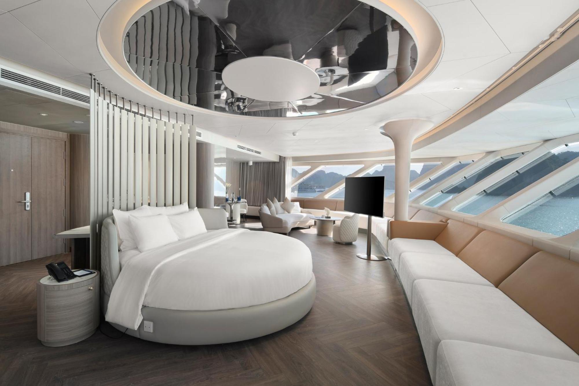 Grand Pioneers Halong Bay Cruise 1 Hotel Ха Лонг Екстериор снимка