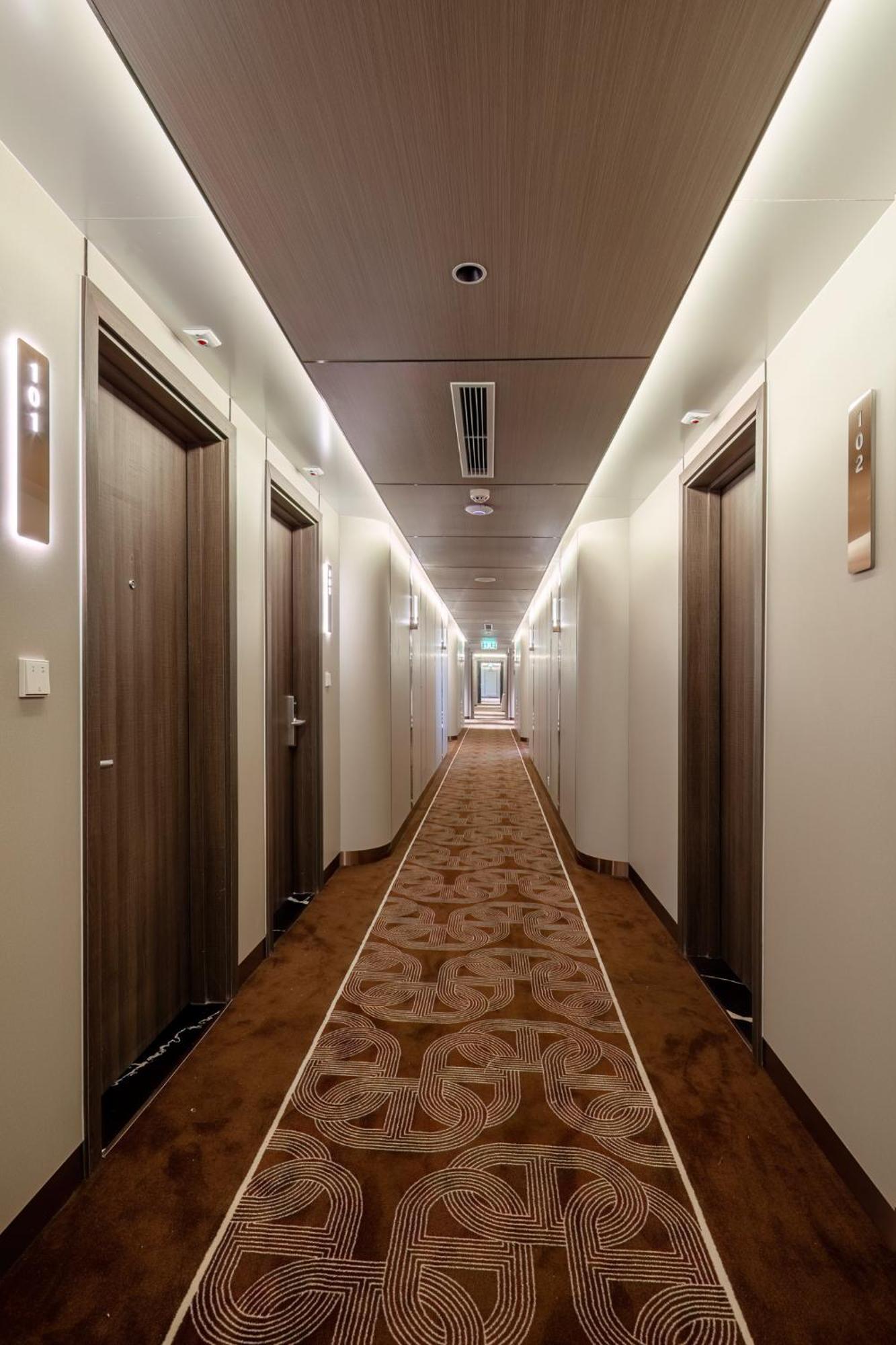 Grand Pioneers Halong Bay Cruise 1 Hotel Ха Лонг Екстериор снимка