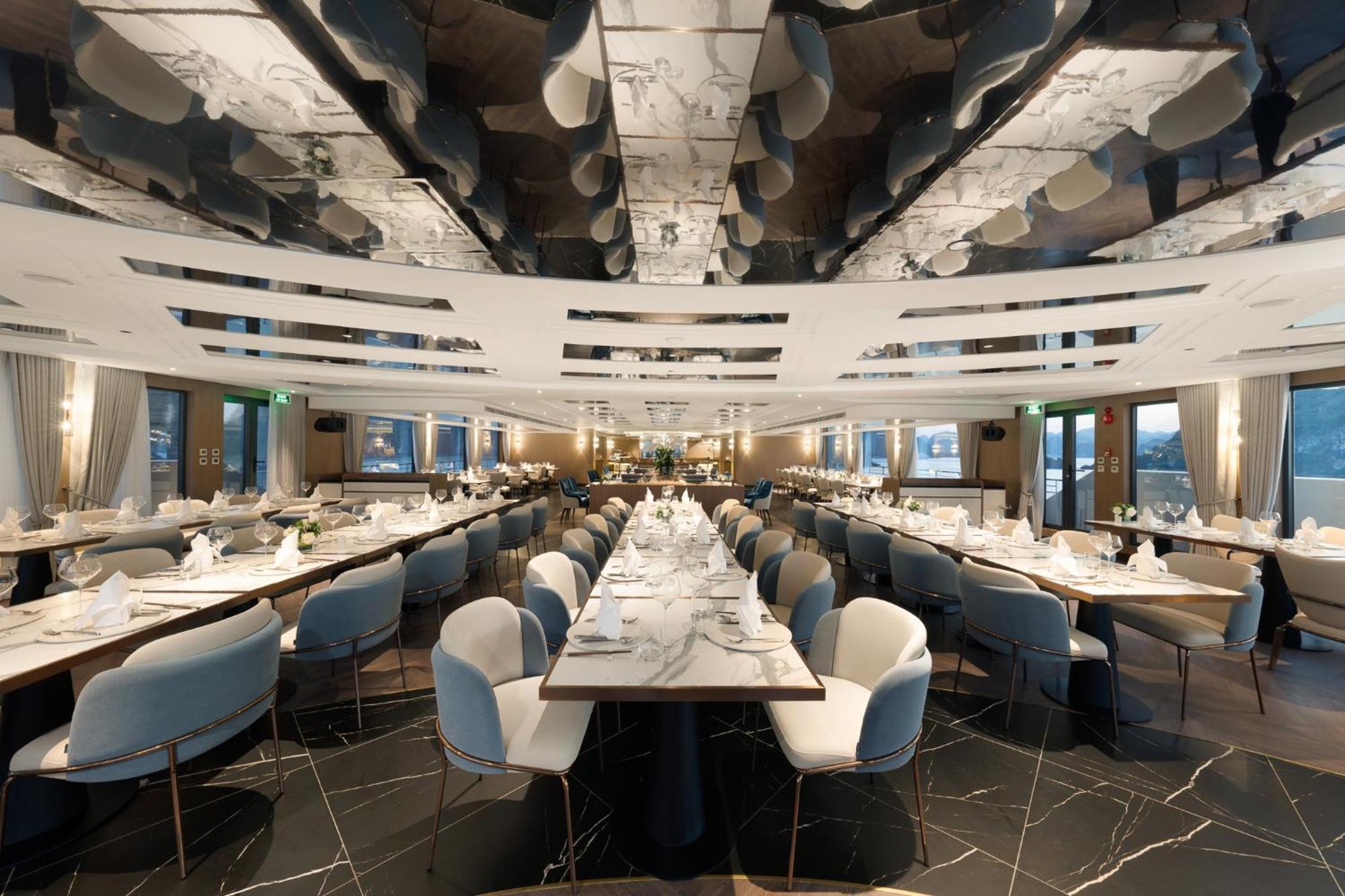 Grand Pioneers Halong Bay Cruise 1 Hotel Ха Лонг Екстериор снимка