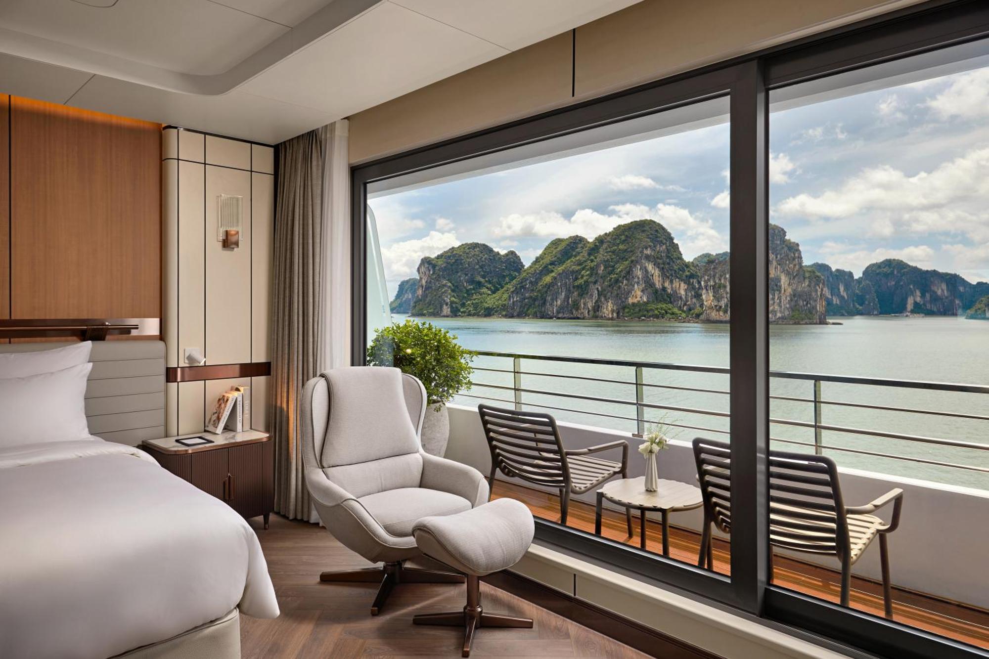 Grand Pioneers Halong Bay Cruise 1 Hotel Ха Лонг Екстериор снимка