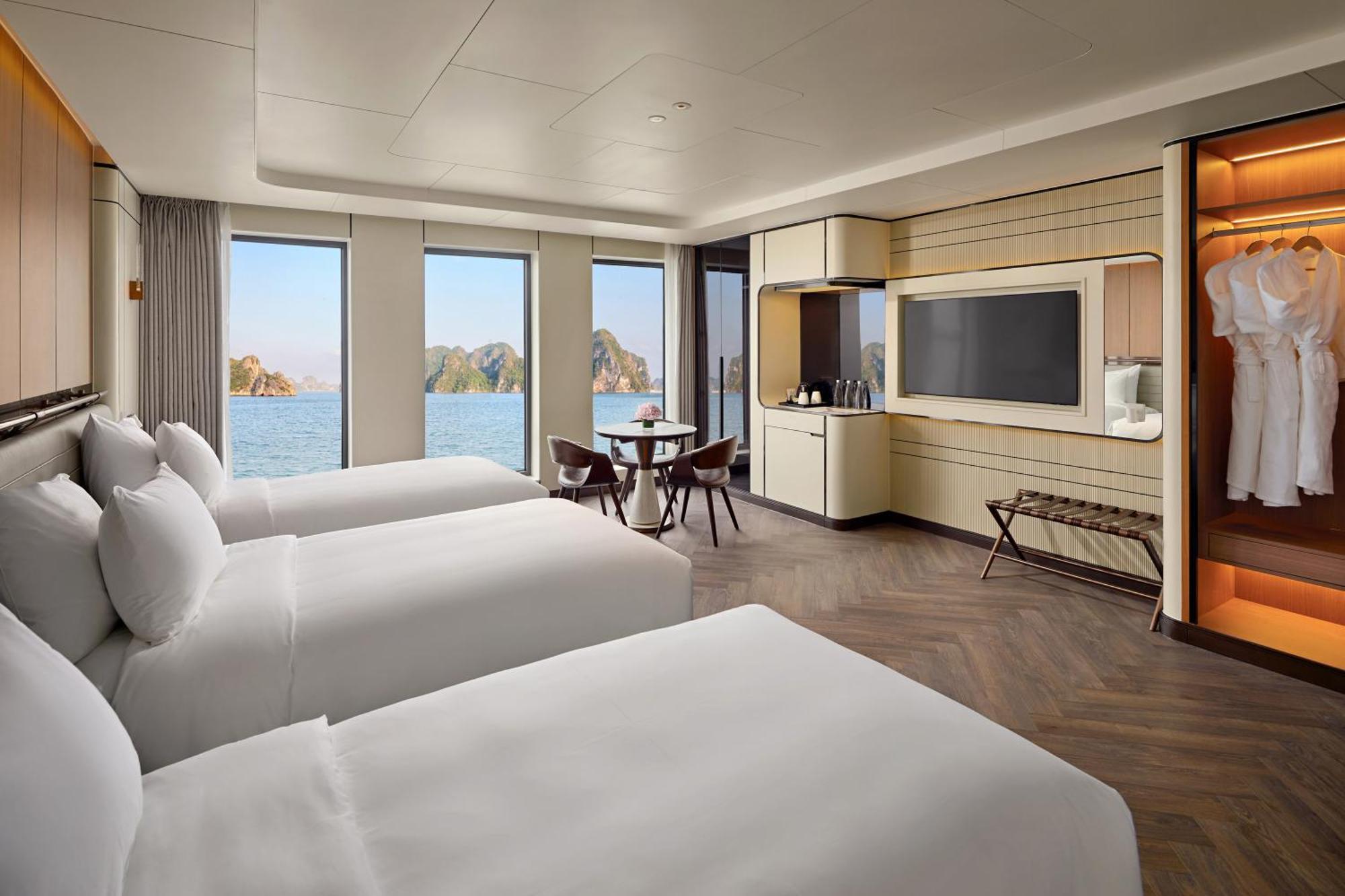 Grand Pioneers Halong Bay Cruise 1 Hotel Ха Лонг Екстериор снимка