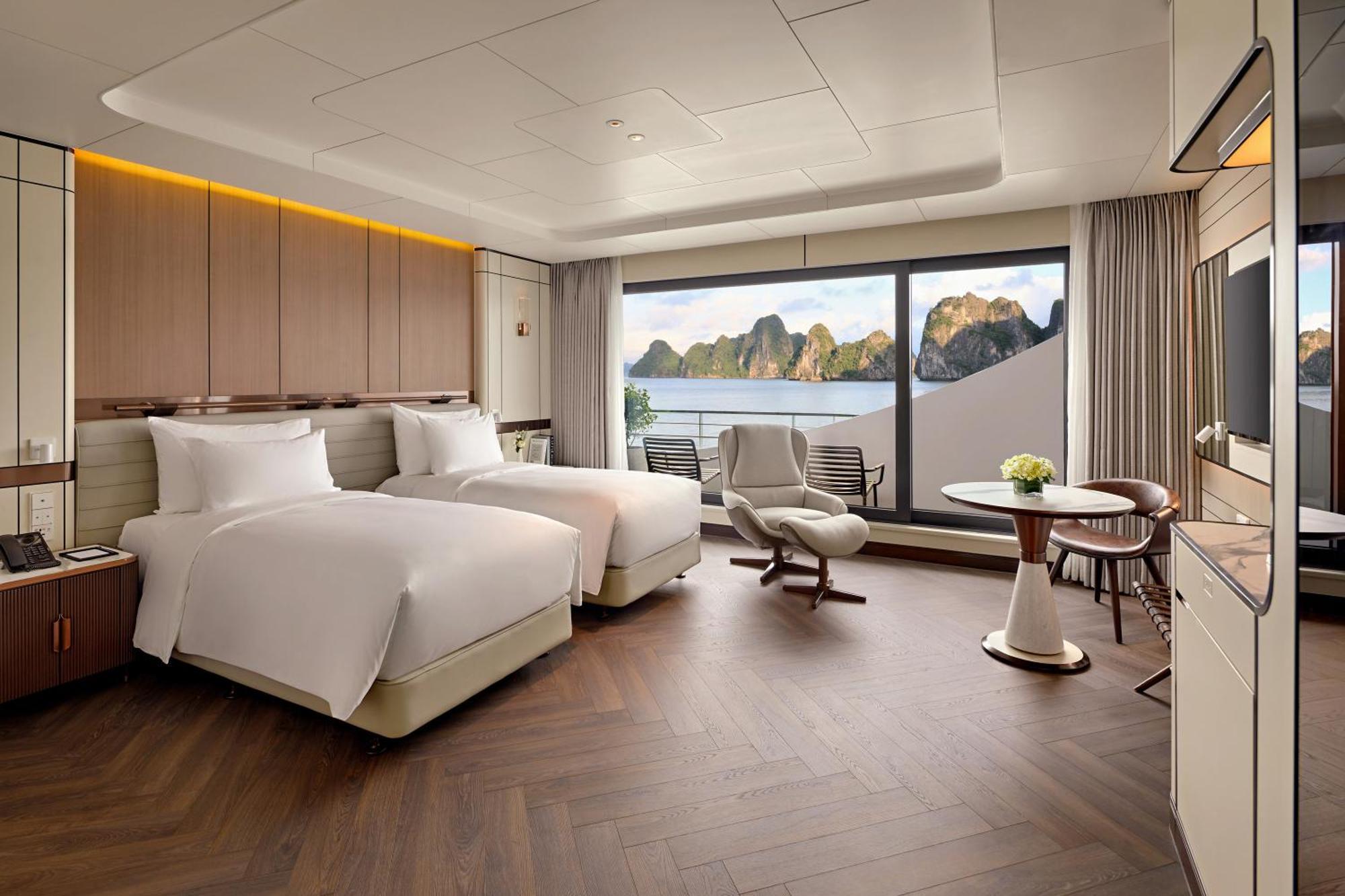 Grand Pioneers Halong Bay Cruise 1 Hotel Ха Лонг Екстериор снимка