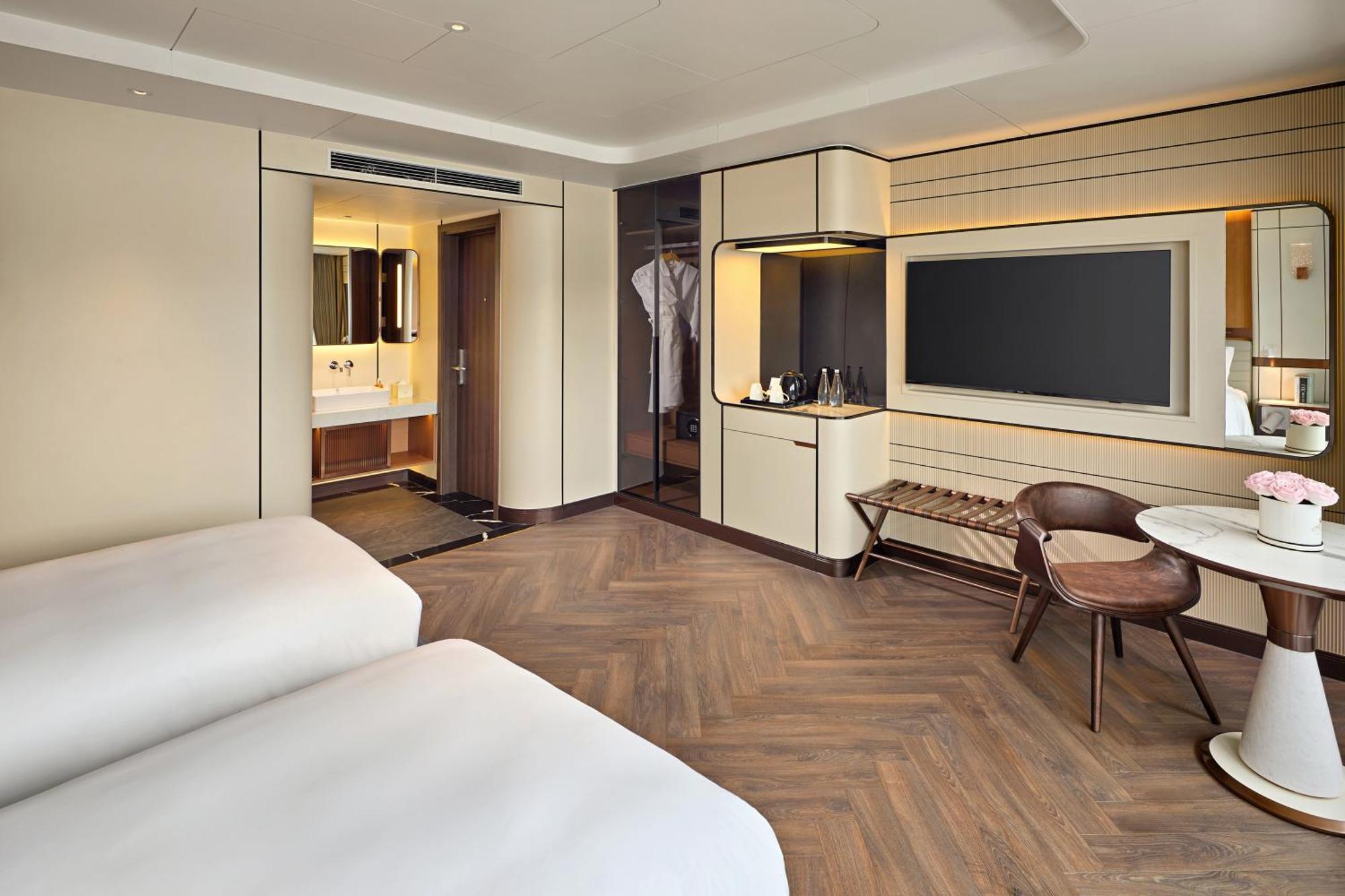 Grand Pioneers Halong Bay Cruise 1 Hotel Ха Лонг Екстериор снимка